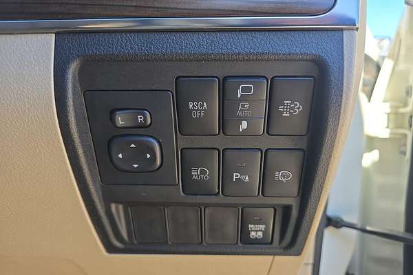 2019 Toyota Landcruiser Sahara VDJ200R
