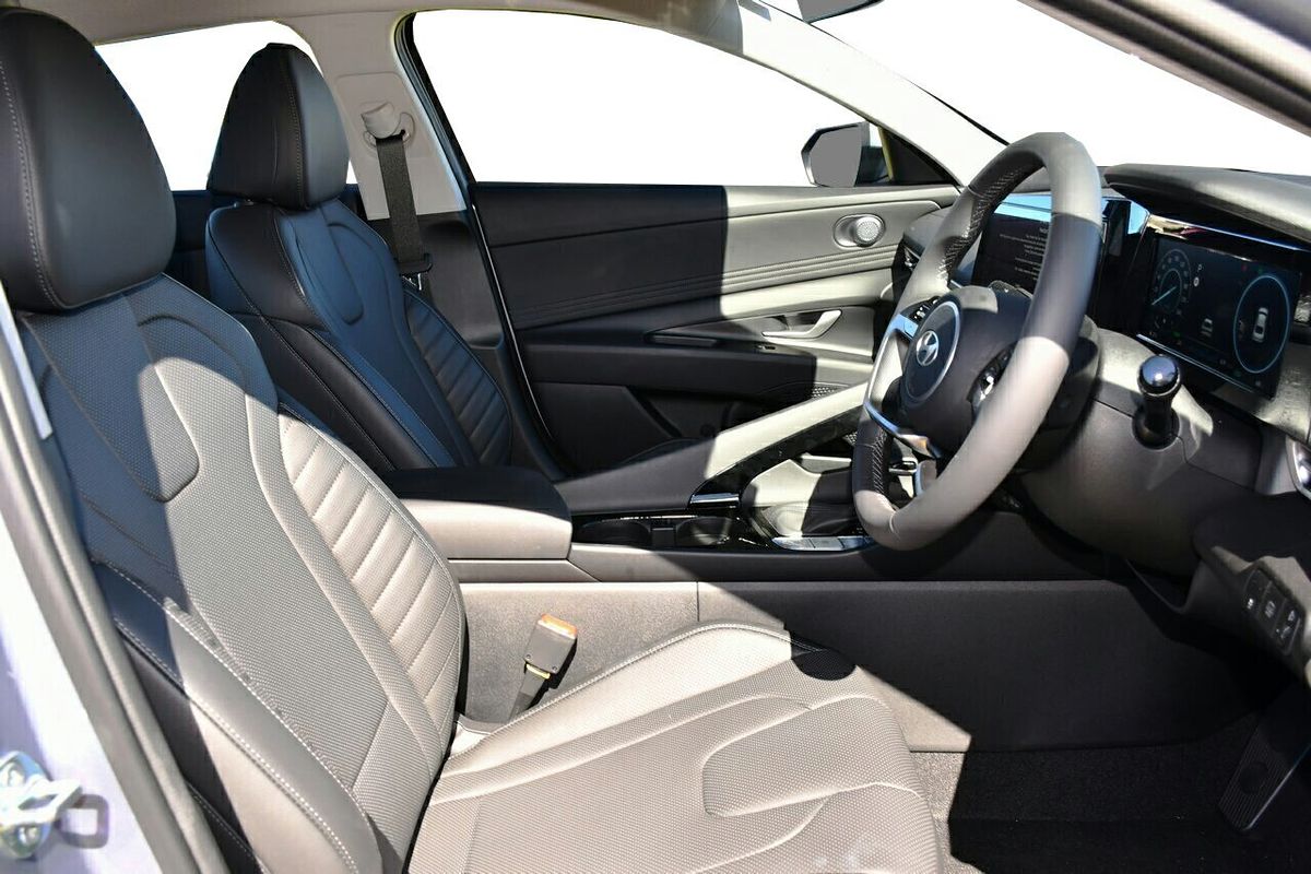 2024 Hyundai i30 Elite Hybrid CN7.V2