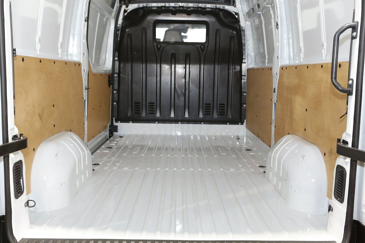 2022 Renault Master Pro 110kW X62 Phase 2