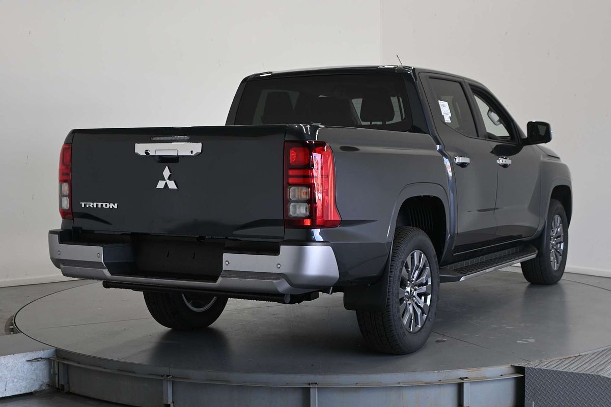 2025 Mitsubishi Triton GLS MV 4X4