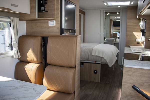 2025 Jayco SIGNATURE MOTORHOME FA.25-1.SG-MY25