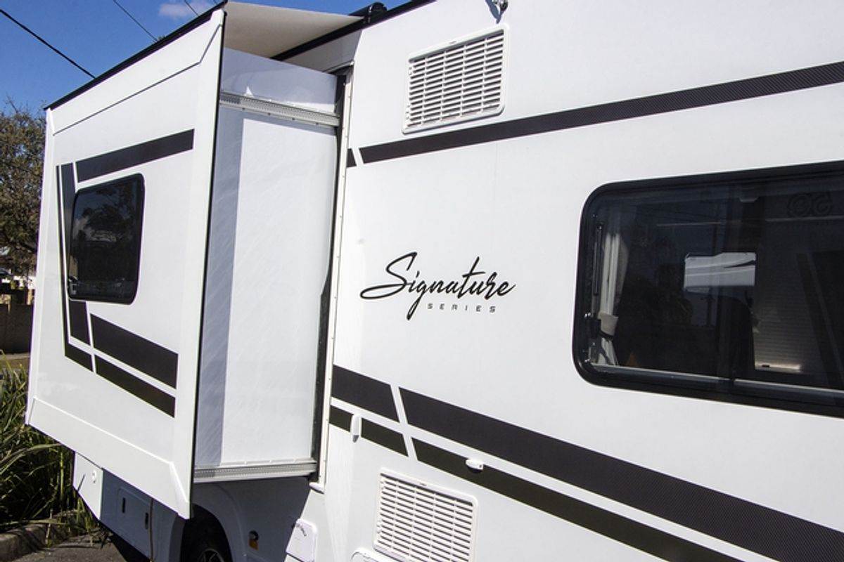 2025 Jayco SIGNATURE MOTORHOME FA.25-1.SG-MY25