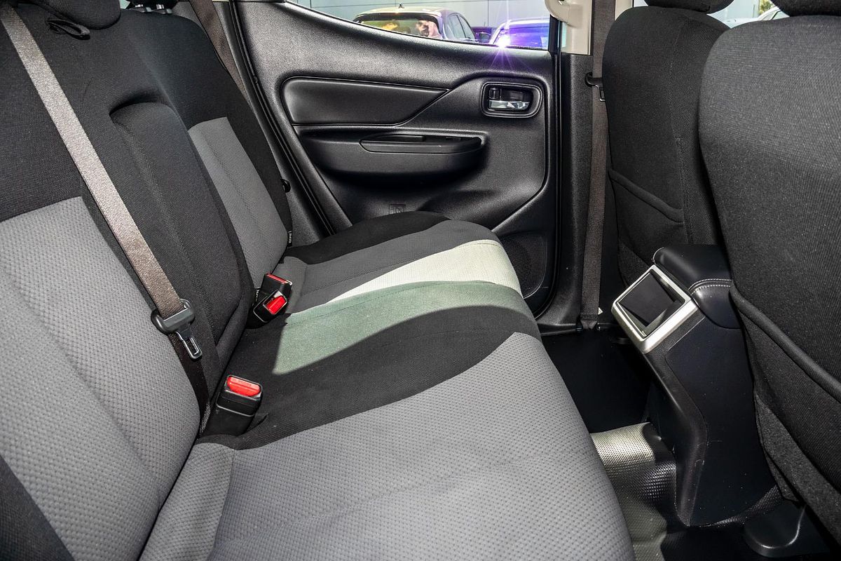 2022 Mitsubishi Triton GLX+ MR 4X4