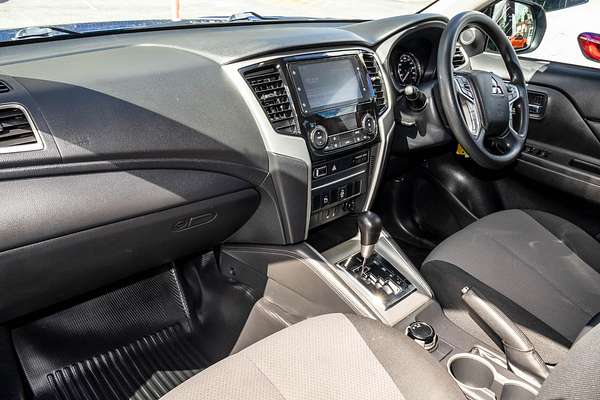 2022 Mitsubishi Triton GLX+ MR 4X4
