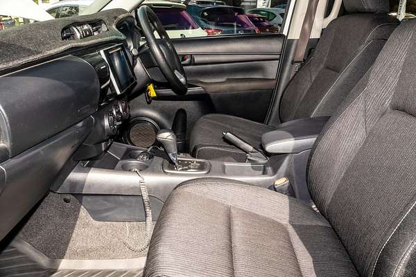 2016 Toyota Hilux SR GUN126R 4X4