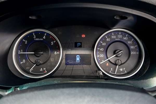 2016 Toyota Hilux SR GUN126R 4X4