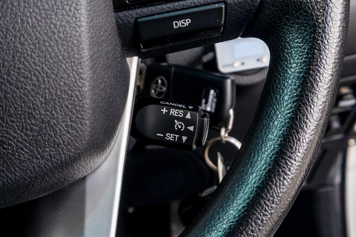 2016 Toyota Hilux SR GUN126R 4X4