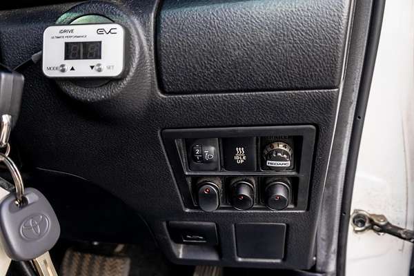 2016 Toyota Hilux SR GUN126R 4X4