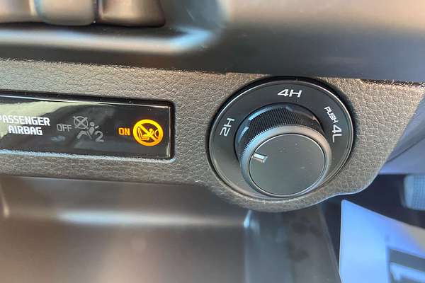 2025 Isuzu D-MAX SX 4X4