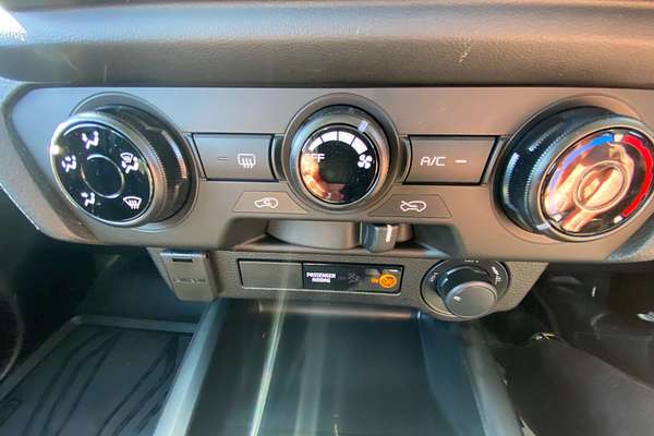 2025 Isuzu D-MAX SX 4X4