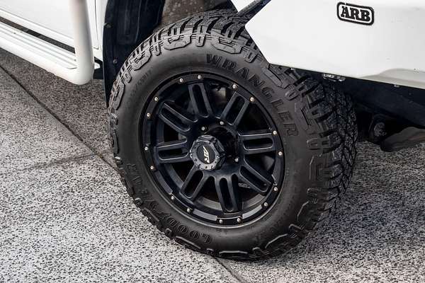 2016 Toyota Hilux SR GUN126R 4X4