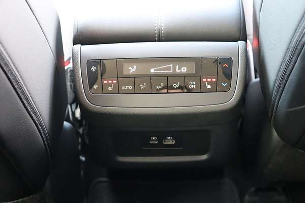 2024 Nissan Pathfinder Ti R53