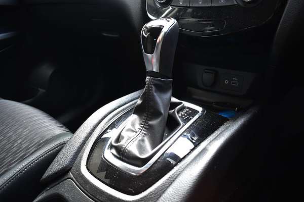2022 Nissan X-TRAIL ST T32