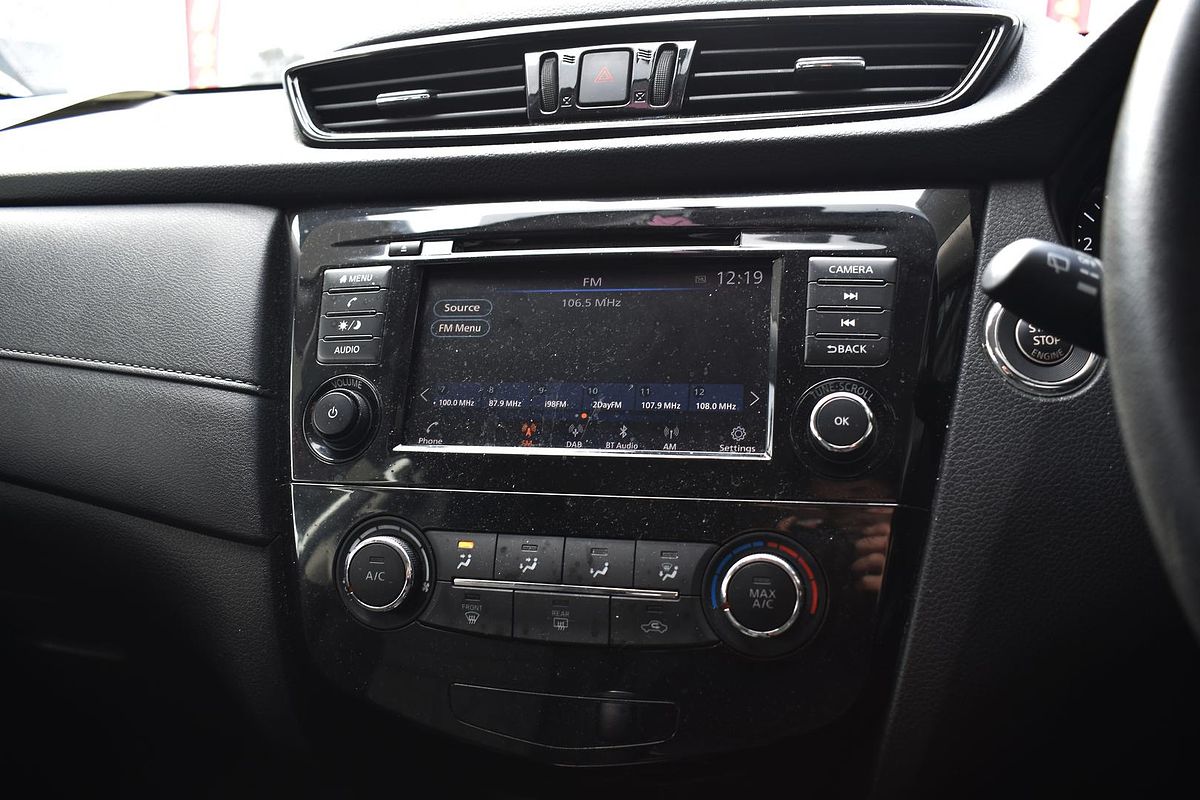 2022 Nissan X-TRAIL ST T32
