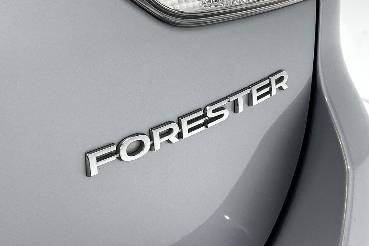 2019 Subaru Forester 2.5i-S S5