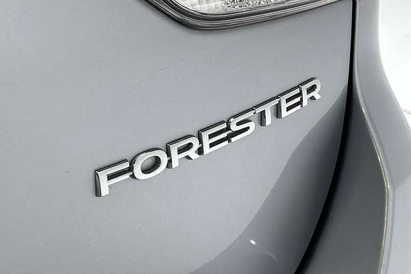 2019 Subaru Forester 2.5i-S S5