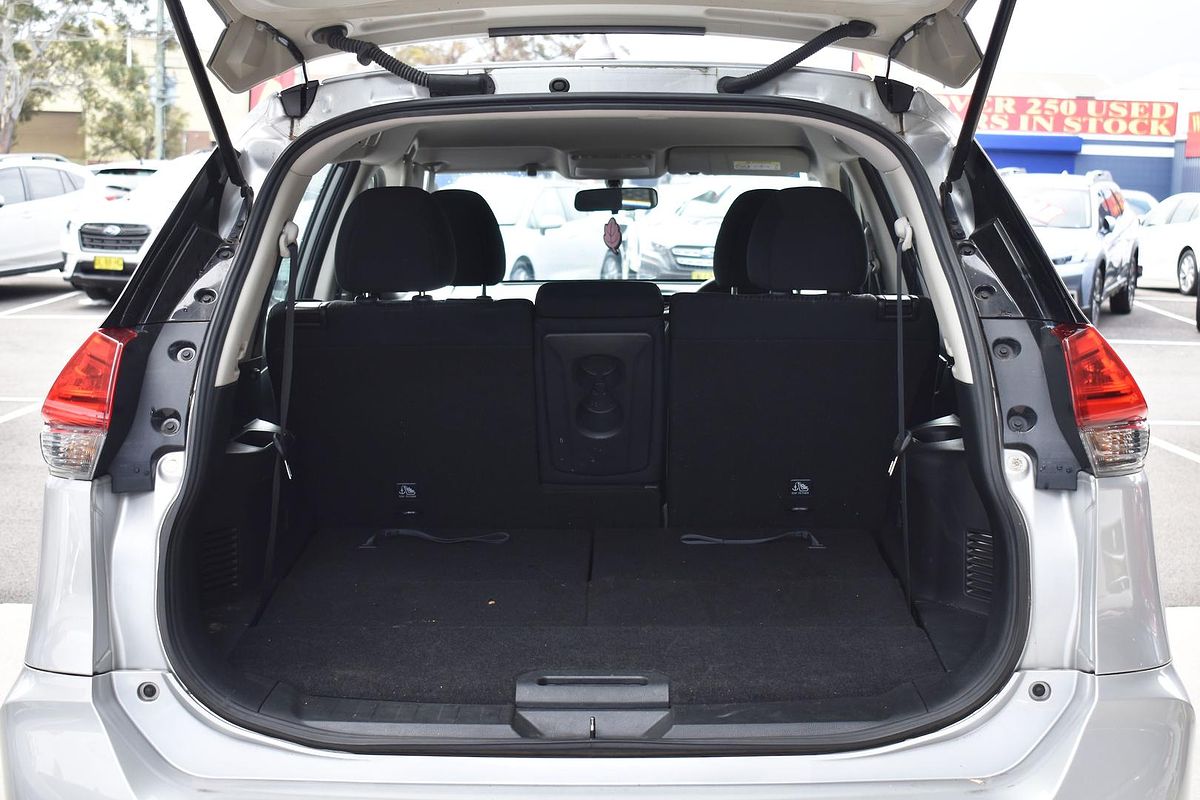 2022 Nissan X-TRAIL ST T32