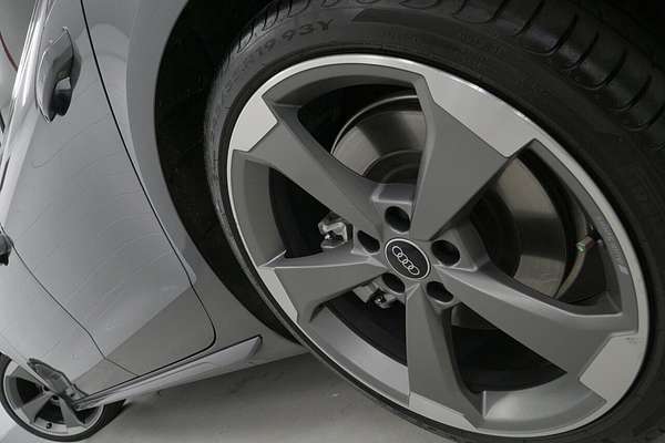2021 Audi A4 45 TFSI S line B9