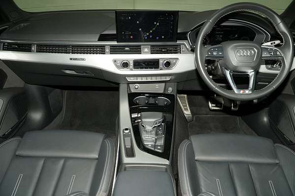 2021 Audi A4 45 TFSI S line B9