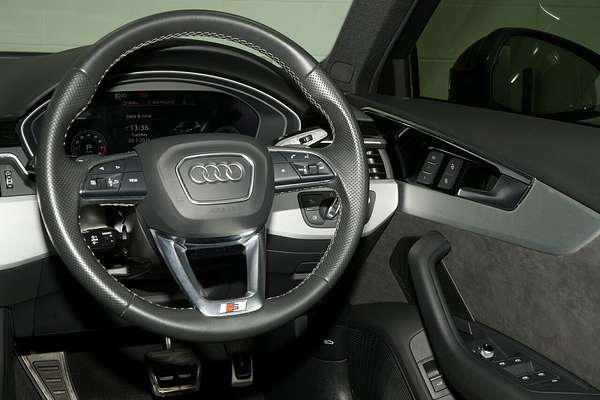 2021 Audi A4 45 TFSI S line B9