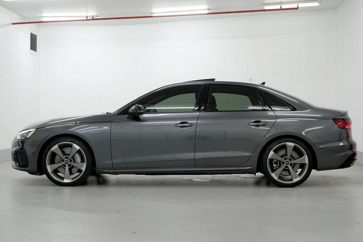 2021 Audi A4 45 TFSI S line B9