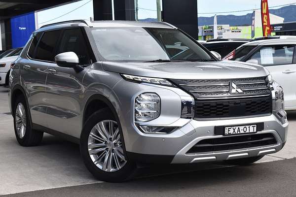 2022 Mitsubishi Outlander LS ZM