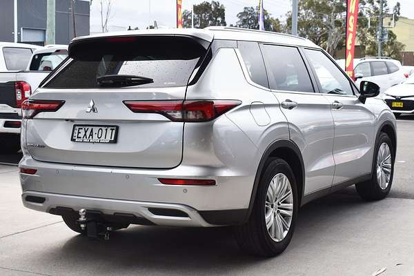 2022 Mitsubishi Outlander LS ZM