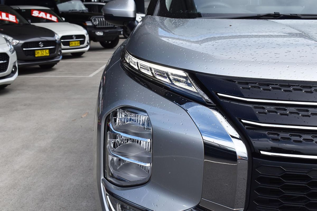 2022 Mitsubishi Outlander LS ZM