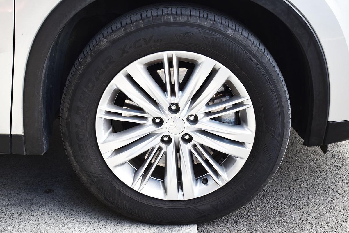 2022 Mitsubishi Outlander LS ZM