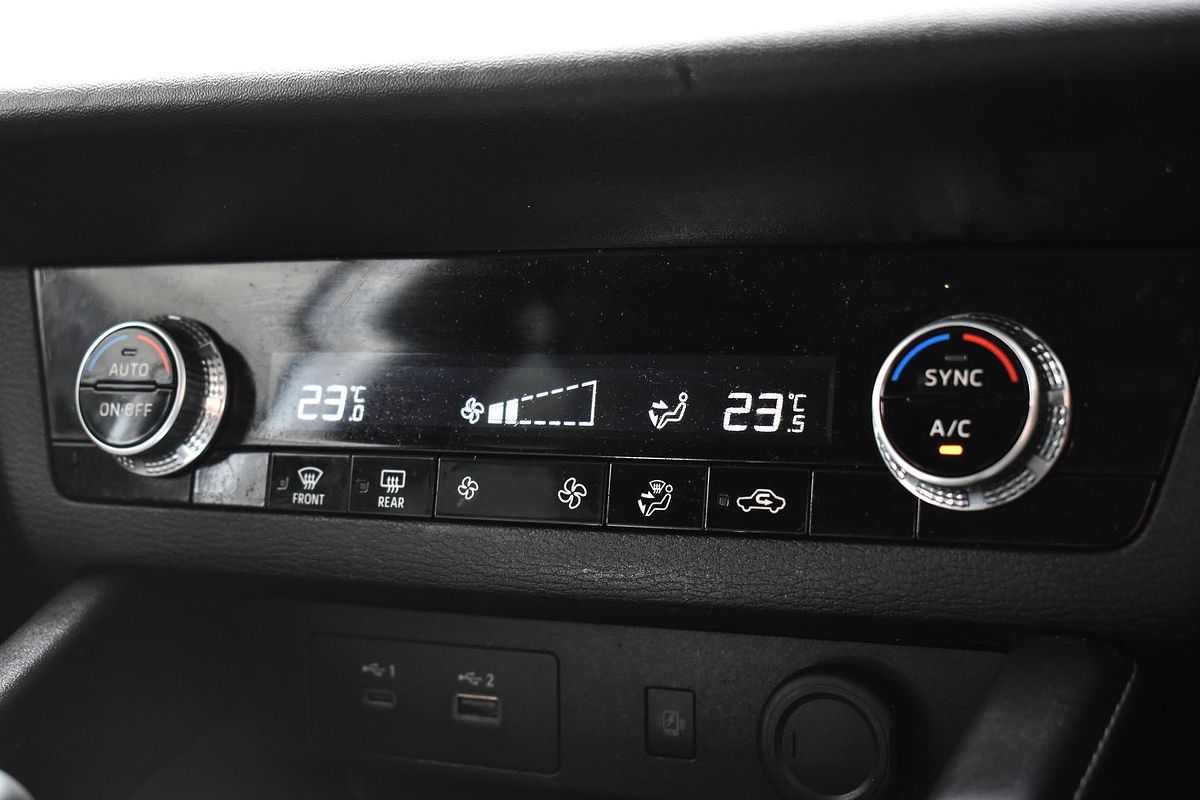 2022 Mitsubishi Outlander LS ZM