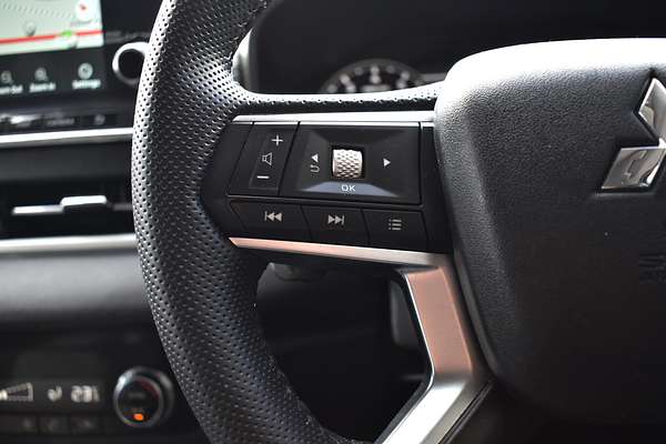 2022 Mitsubishi Outlander LS ZM