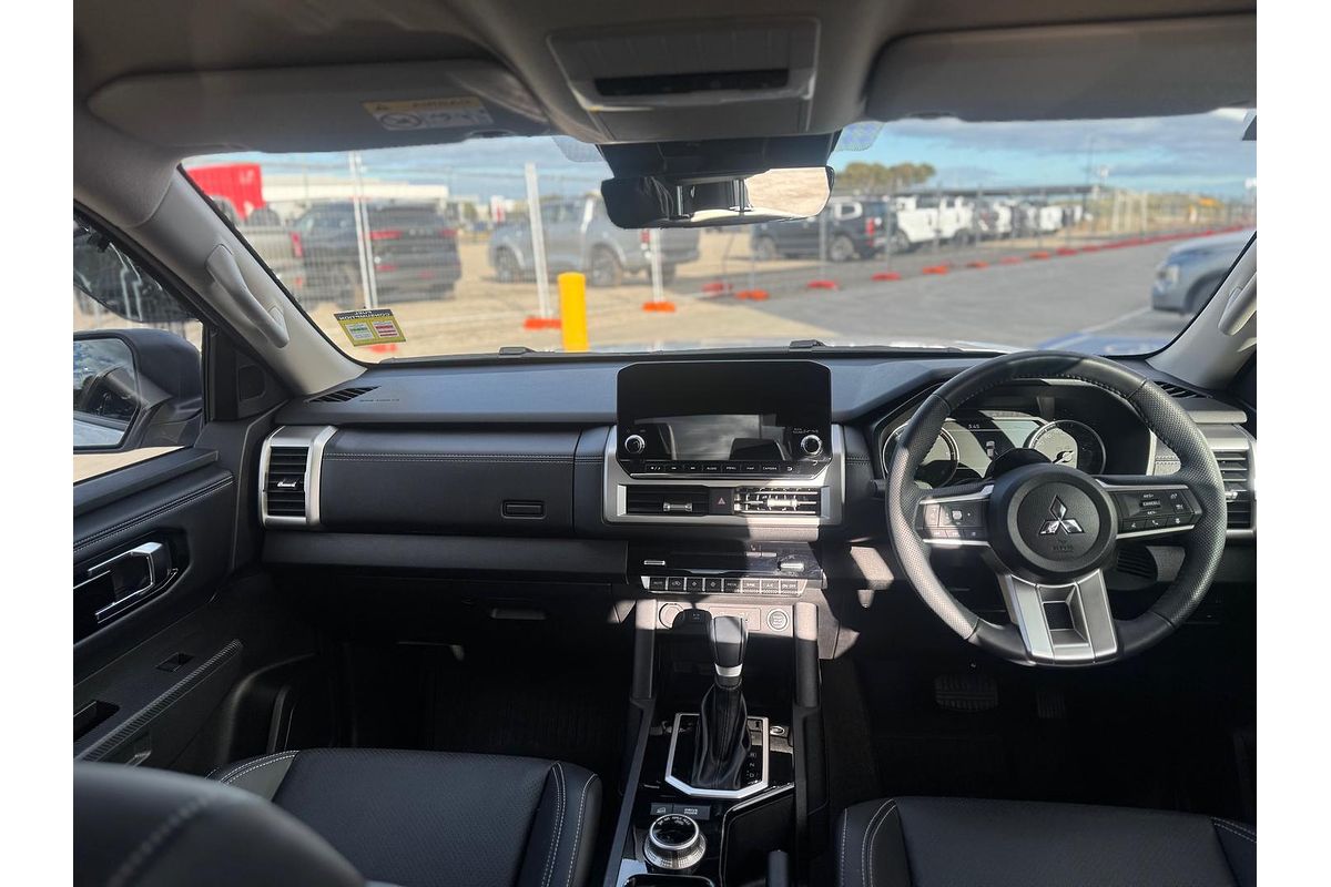 2024 Mitsubishi Triton GLS MV 4X4