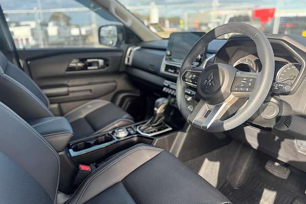 2024 Mitsubishi Triton GLS MV 4X4