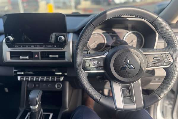 2024 Mitsubishi Triton GLS MV 4X4