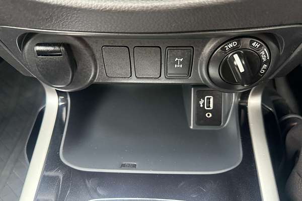 2019 Nissan Navara ST D23 Series 3 4X4