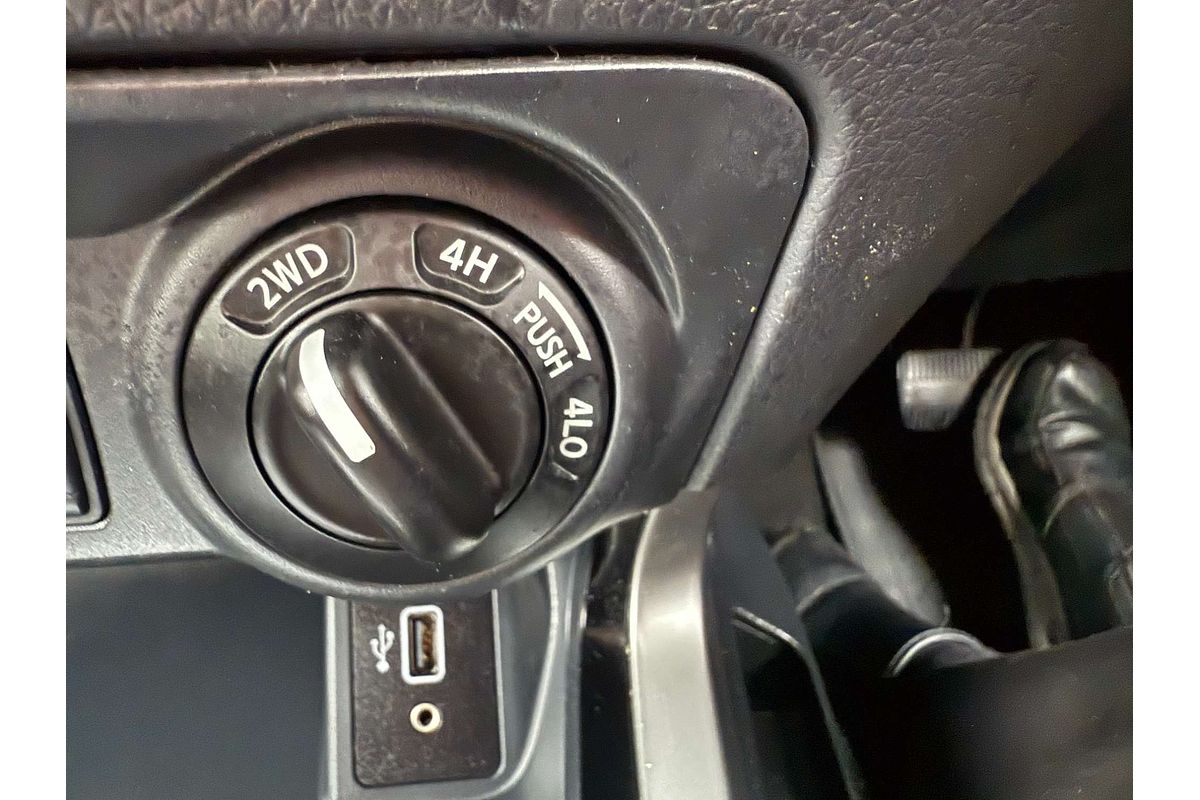 2019 Nissan Navara ST D23 Series 3 4X4