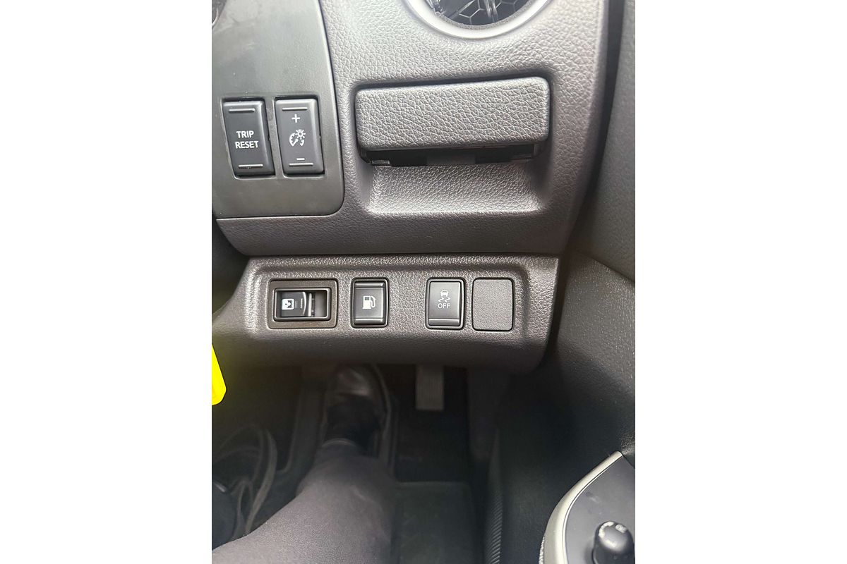 2019 Nissan Navara ST D23 Series 3 4X4