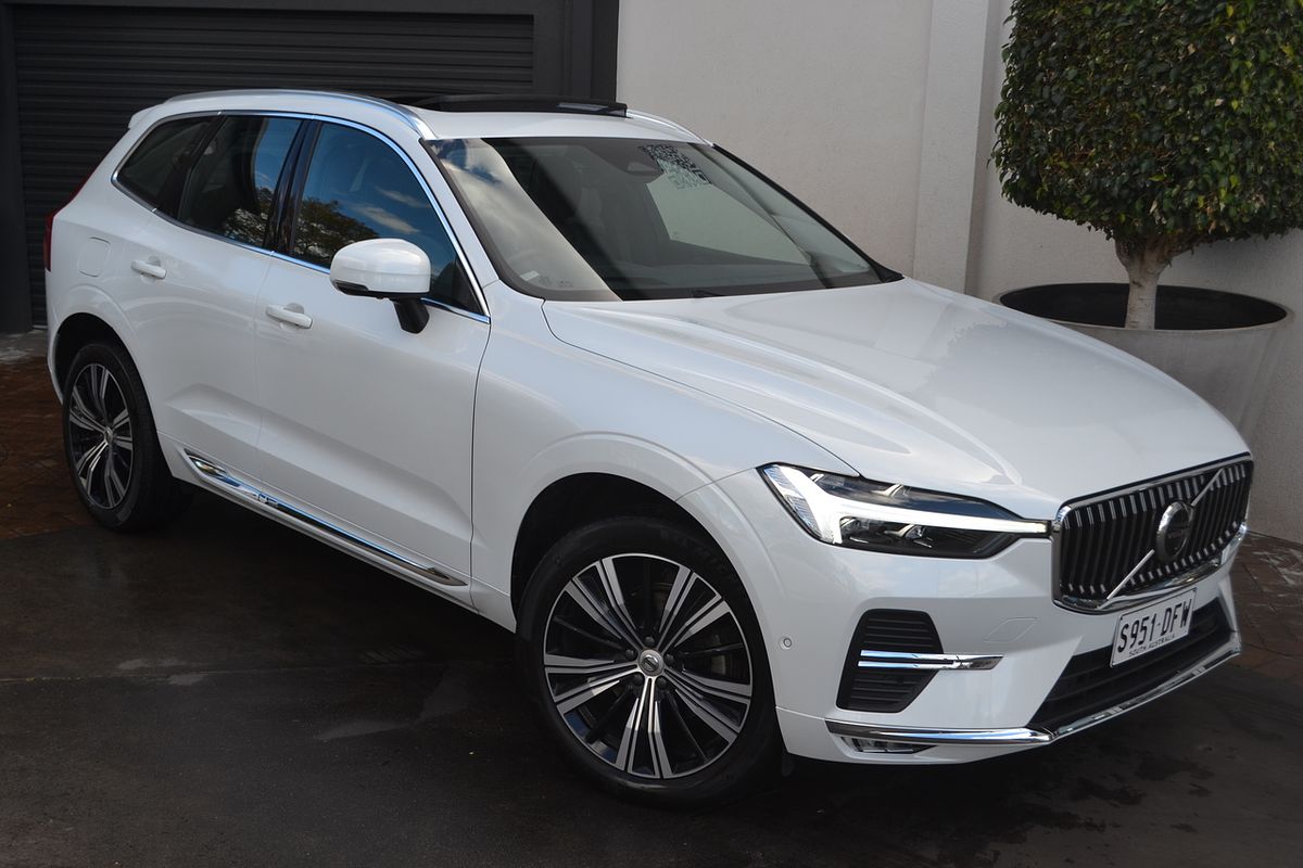 2023 Volvo XC60 Plus B5