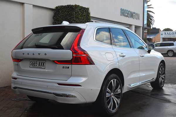 2023 Volvo XC60 Plus B5