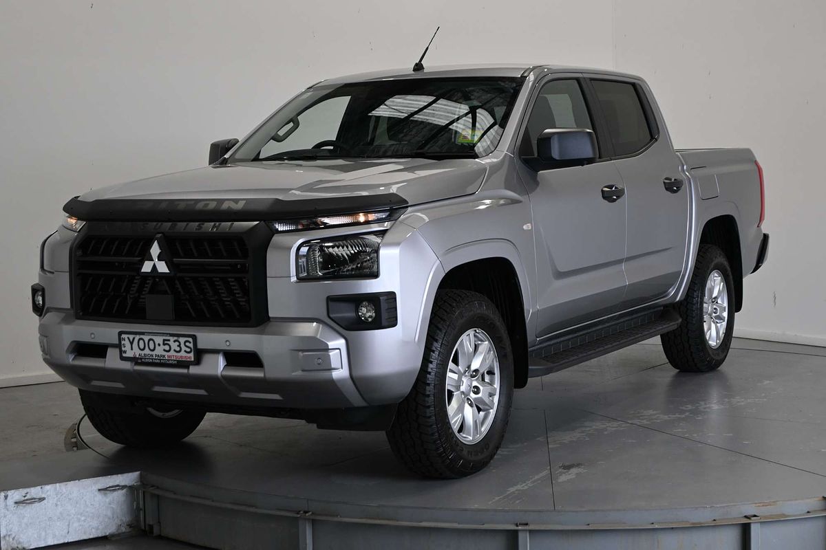 2025 Mitsubishi Triton GLX+ MV 4X4