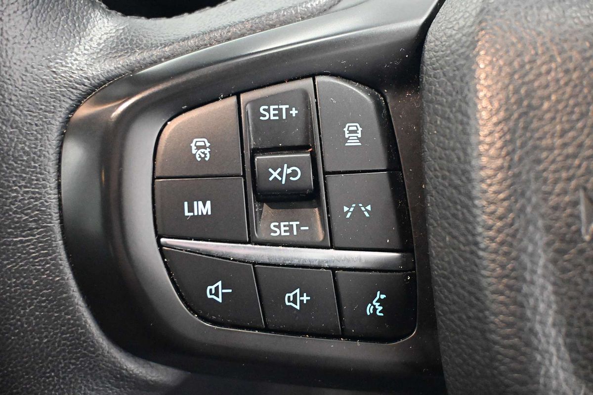 2023 Ford Everest TREND (4WD) UB MY23.5 2.0L