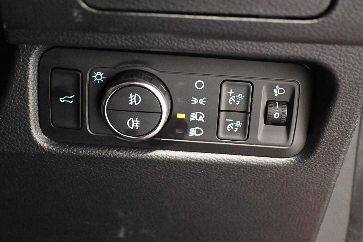 2023 Ford Everest TREND (4WD) UB MY23.5 2.0L