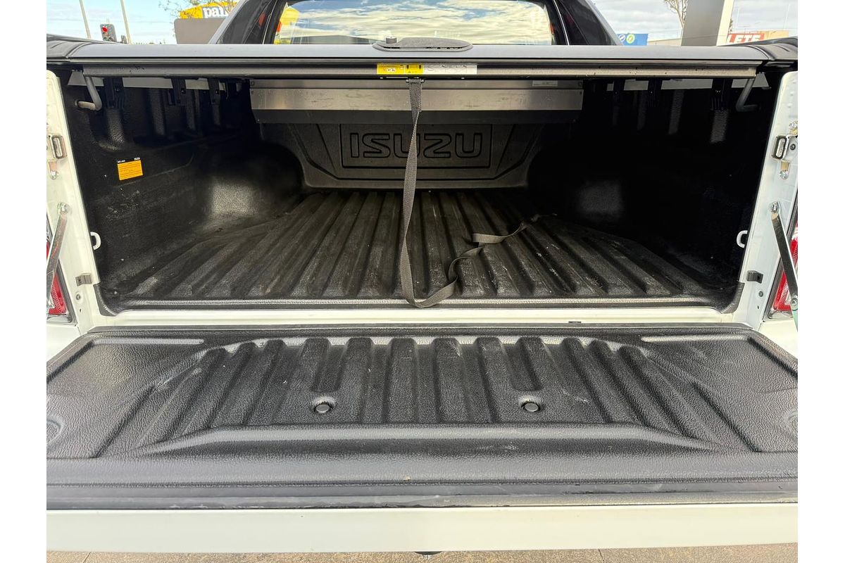 2022 Isuzu D-MAX X-TERRAIN 4X4