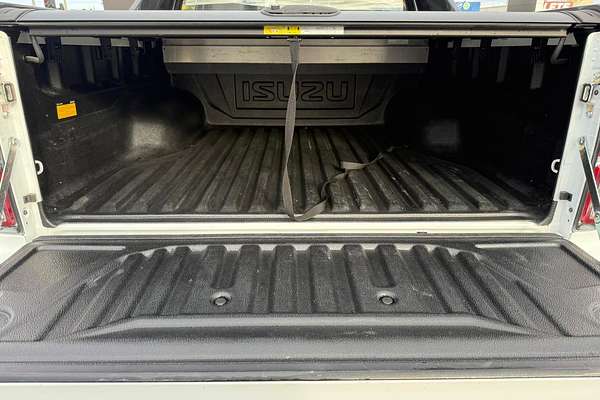 2022 Isuzu D-MAX X-TERRAIN 4X4