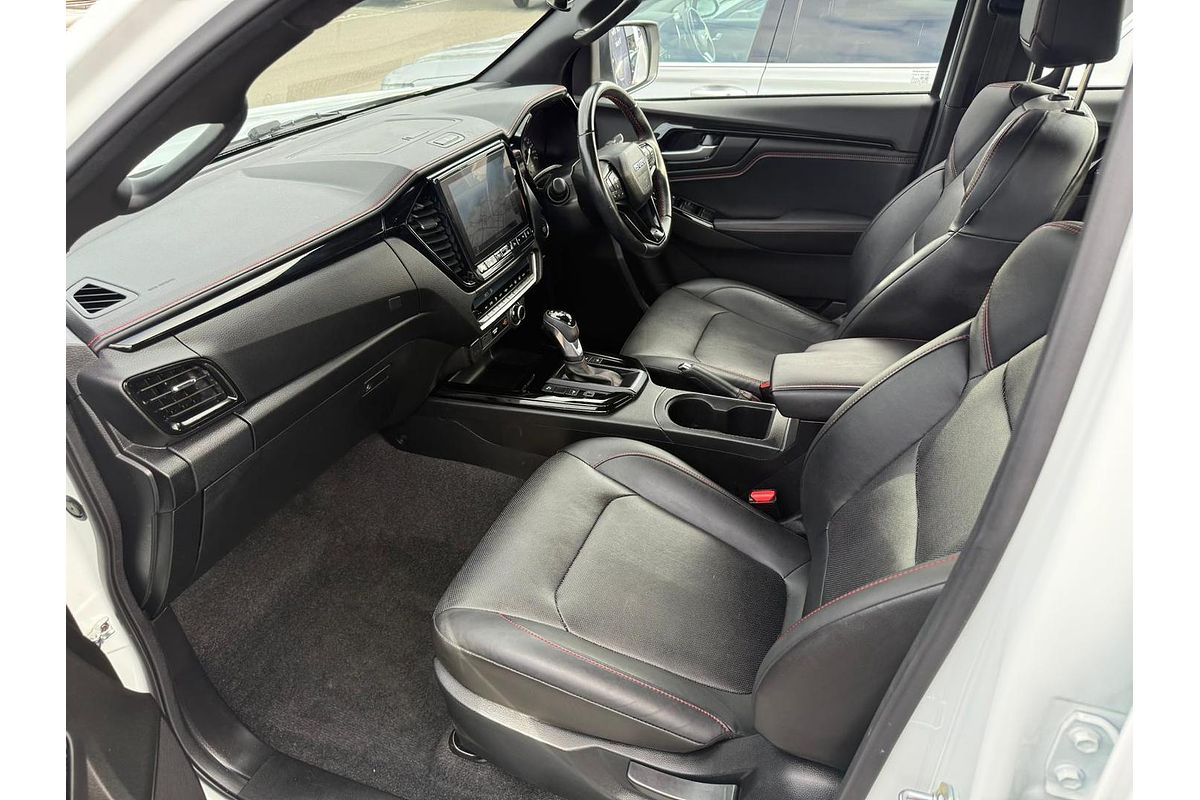 2022 Isuzu D-MAX X-TERRAIN 4X4