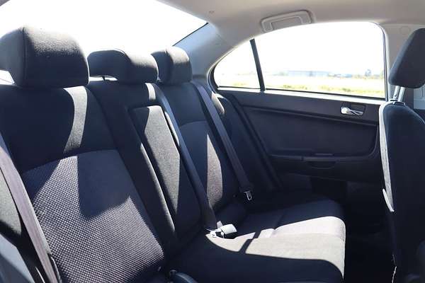 2017 Mitsubishi Lancer ES Sport CF