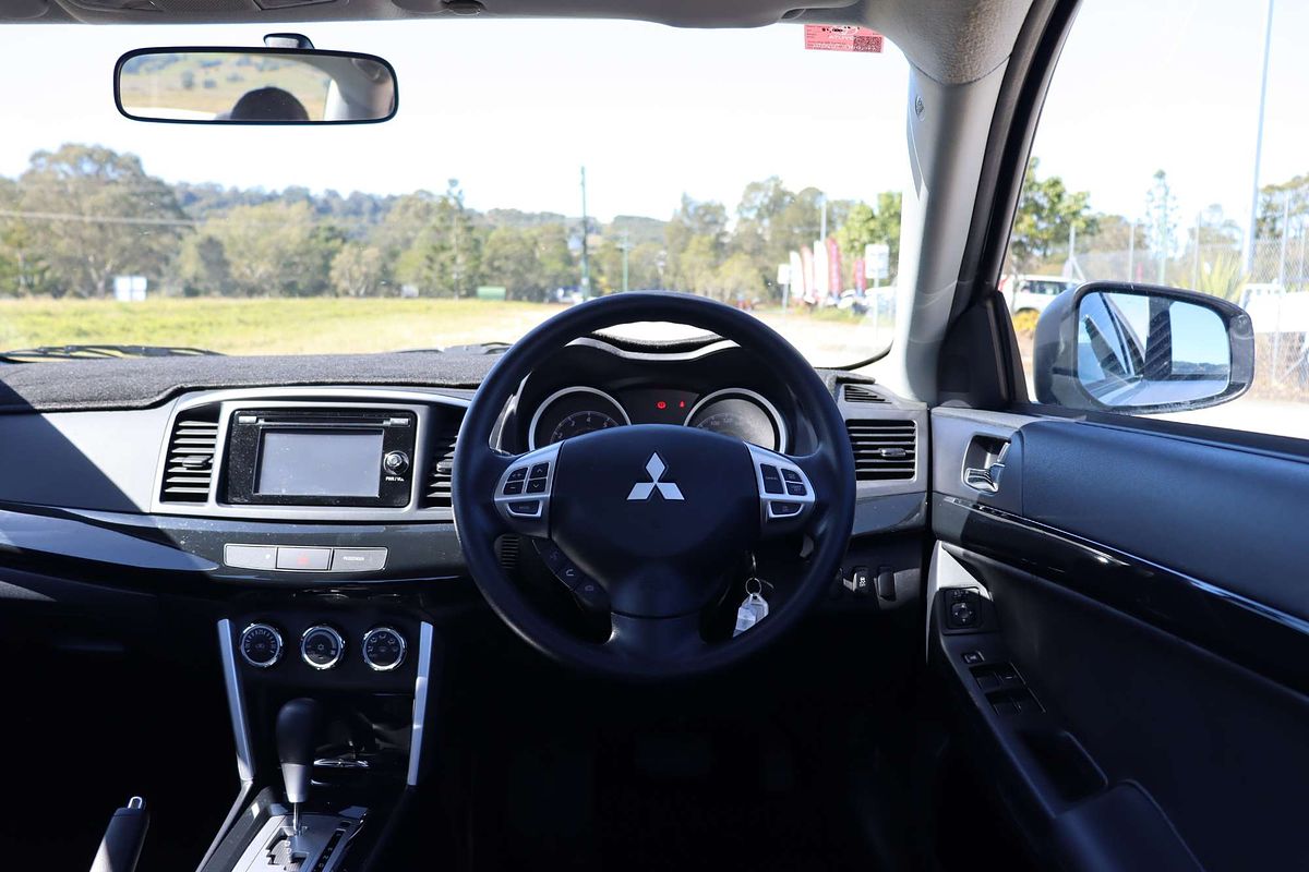 2017 Mitsubishi Lancer ES Sport CF