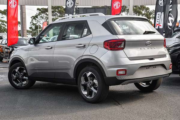 2025 Hyundai Venue Active QX.V5