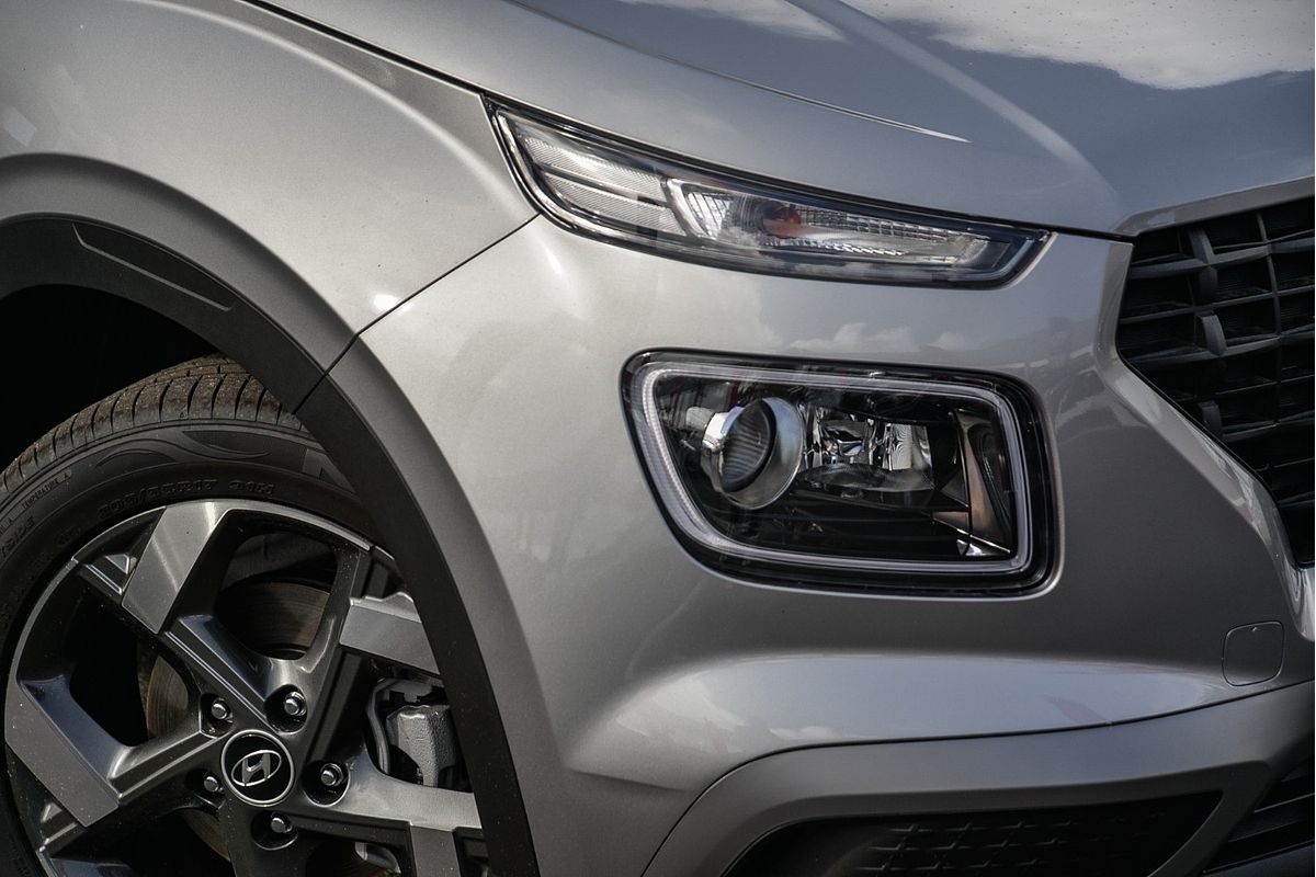 2025 Hyundai Venue Active QX.V5