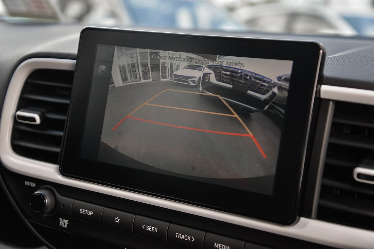 2025 Hyundai Venue Active QX.V5